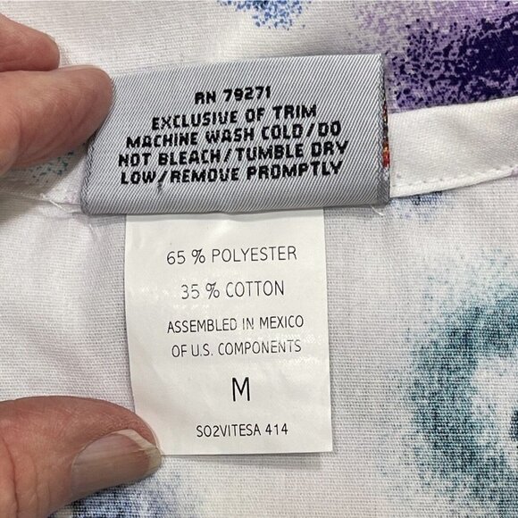 SPECTRUM Medical‎ Scrub Coat Jacket Women's Sizes S/M White Hearts Snap NEW - Picture 9 of 15